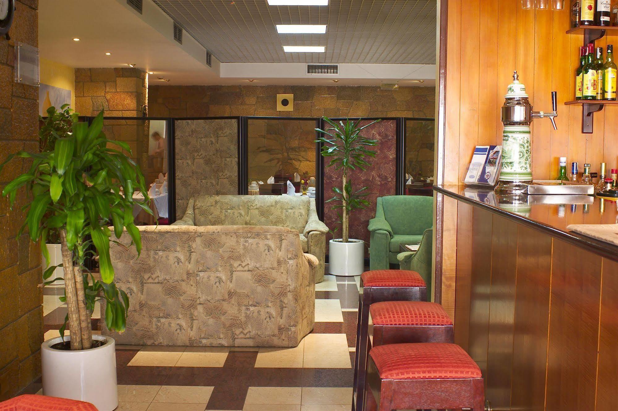Hotel Jorge V Лиссабон Интерьер фото